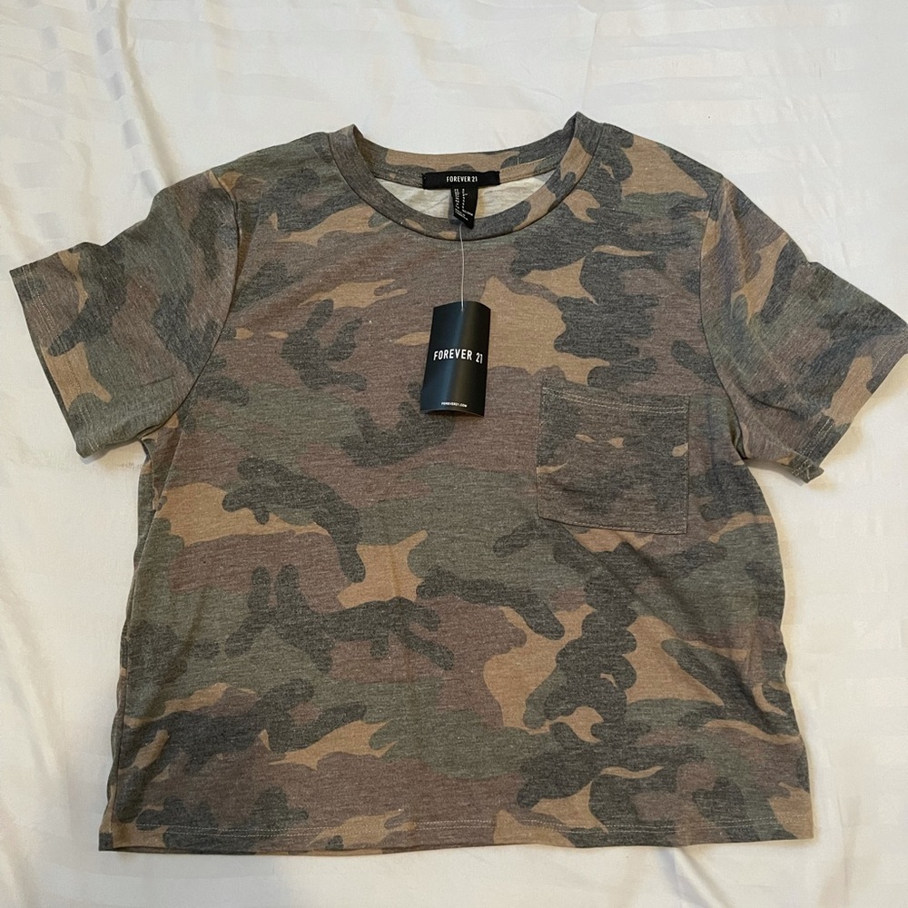 camo crop top